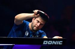 FIFA买球网站 -一招制敌！反手侧下旋发球技巧，长球冲、短球转，对手接不住