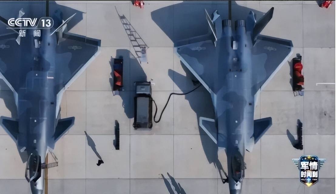 歼-20常态化驱离，美军意识到：中国变了，不再把F-35放在眼里！