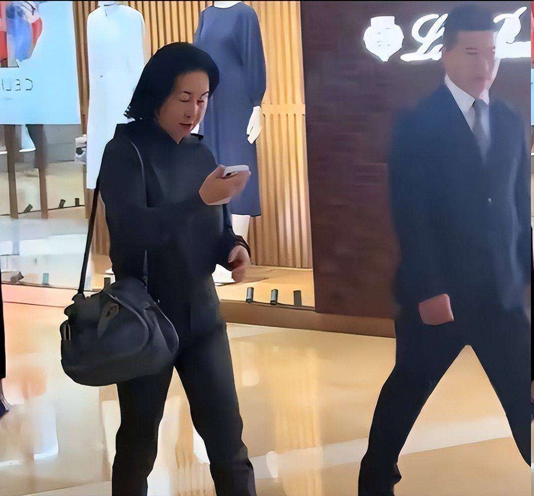 赌王长女何超琼忍无可忍，直接起诉！原因曝光，不是豪门恩怨